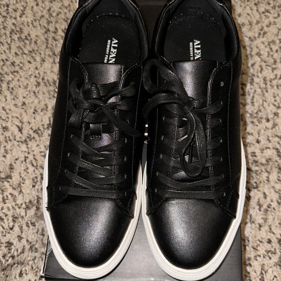 Black/White casual shoe - Picture 2 of 5